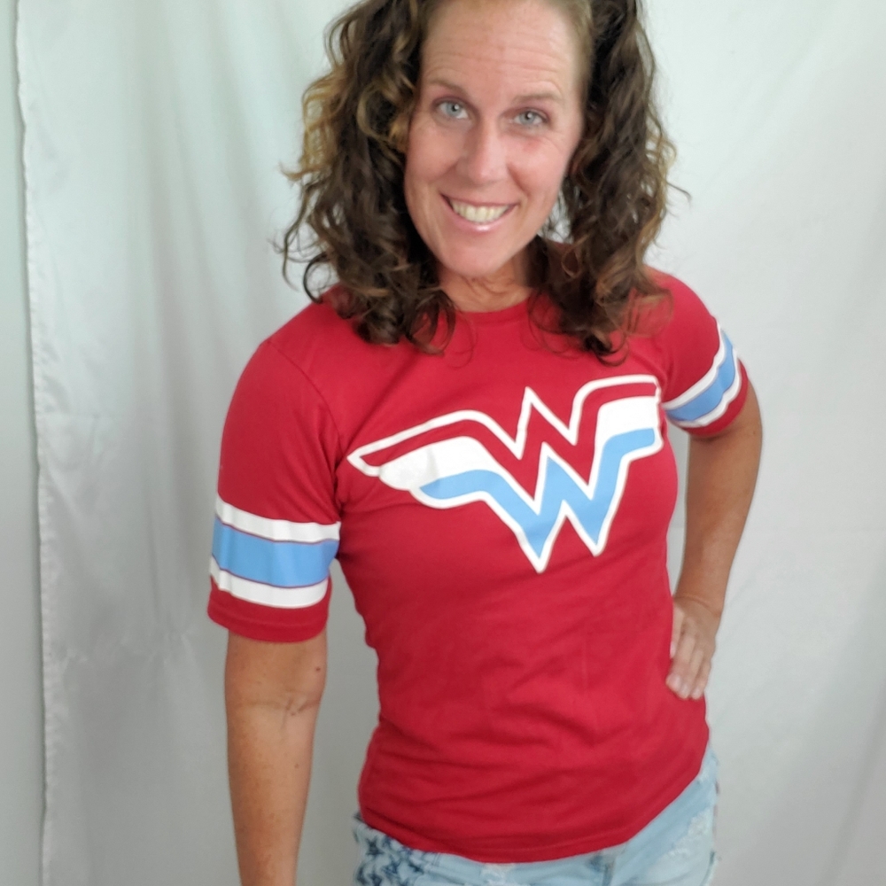 DC Wonder Woman retro 80s style tee shirt